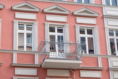 ++Hallo Altersvorsorge++: Gründerzeit-Wohnung in Fhain - 4 Zimmer - Balkon - VERMIETET
