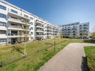 Moderne Wohnung mit offener Küche und Balkon - Berlin