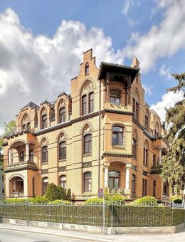 Kapitalanlage in Top-Lage! Bezugsfreie 3-Zimmer-Wohnung mit Terrasse in Gründerzeithaus in Blasewitz - Dresden