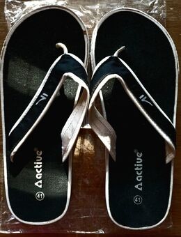 NEU/OVP! Zehentrenner Flip-Flops Gr. 41 von Active schwarz ** Versand für 1,95 EUR - Schladen-Werla