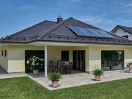Wir sind Ihr Massivhausspezialist in der Region - schlüsselfertiger Bungalow inkl. Photovoltaik! - Morbach