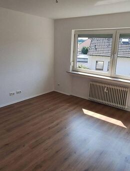 SANIERTE MODERNE 4 Zi. Whg + BALKON+ in DO WICKEDE - Dortmund
