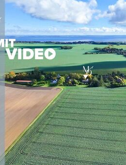 Stilvoll & hochwertig saniertes Landhaus mit Wasserblick nähe Stralsund // 2WE // 317m² // PV-Anlage - Groß Mohrdorf