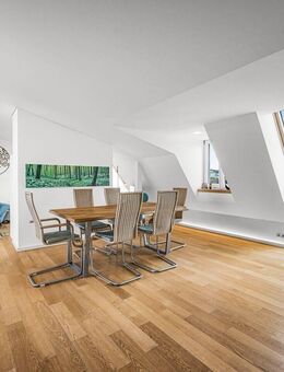 Exklusive Wohnung im Dachgeschoss - Ruhe, Luxus und urbanes Flair - München