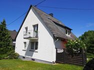 Ansprechendes Ein-/Zweifamilienhaus mit schönem Grundstück - Helferskirchen