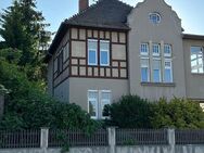 Stadtvilla, 6 helle Zimmer, 177 m² WFL mit Garten und Garage in Nobitz OT Lehndorf - Nobitz