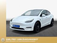 Tesla Model Y, Performance Dual Motor AWD, Jahr 2022 - Esslingen (Neckar)