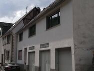 Bauplatz 720 m2 in der Pfalz dazu geschenkt!Freist. Haus mit Sanierungsbedarf in Manubach, 3 Garagen - Manubach