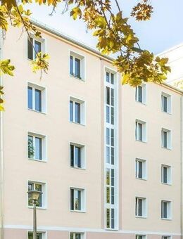 Erstbezug nach Sanierung: 4-Zimmer-Altbau-Wohnung in Elbnähe! - Dresden