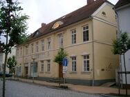 Außergewöhnliche und sehr reizvolle 2 Zimmerwohnung in der Nähe des Schlosses zu vermieten - Ludwigslust