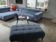 Sofa Wohnlandschaft Himmelblau - Sehr Neuwertig - 8 Monate alt (Rauch,Tierfrei) - Aldingen