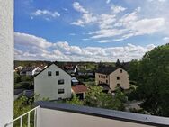 Sanierte und Helle 4-Zimmer-Wohnung mit großem Balkon ....! - Höchstadt (Aisch)