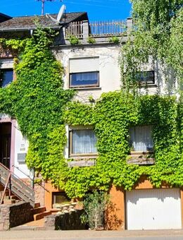 Großes Wohnhaus mit viel Potential in Mettlach - Mettlach