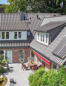 Ihr energieeffizientes, modernes Zuhause mit Einliegerwohnung, großem Garten und überdachtem Pool - Hamburg