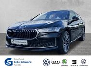 Skoda Superb, 2.0 TDI Combi, Jahr 2024 - Aurich