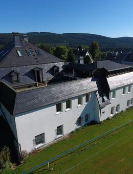 * Traumwohnung sucht nach einem neuen Mieter * 3,5-RWE * Dachterrasse * - Steinberg (Sachsen)
