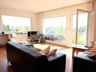 Nieder-Erlenbach! Freistehendes Haus mit freier Einliegerwohnung auf 700m² Grundstück. - Frankfurt (Main)