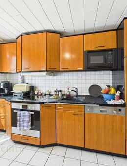 Gepflegte 3-Zi Whg mit ca. 86 m² Whfl. zum kurzfristigen Bezug - Neuffen