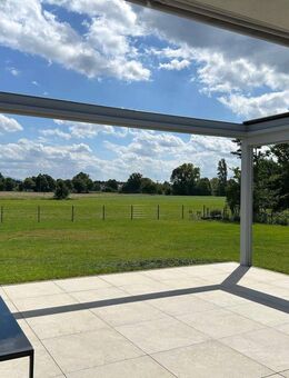 Traumvilla mit Panoramablick und wunderbarem Baugrundstück - Emmendingen