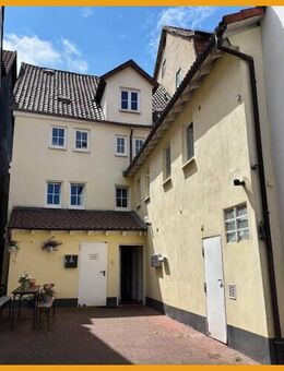 2ZKB - OBERGESCHOSSWOHNUNG IN ZENTALER LAGE VON ALSFELD ZU MIETEN! - Alsfeld