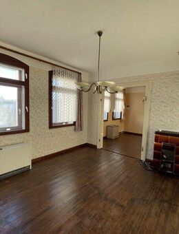 Großzügiges Historisches Wohnhaus mit Jugendstilelementen und Nebengebäuden - Duingen