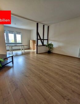 Traumhafte Altbauwohnung in Korbach - frisch modernisiert und sofort bezugsbereit - Korbach (Hansestadt)