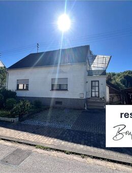 Freistehendes Einfamilienhaus mit großem Grundstück und viel Potential in Rimlingen - Losheim (See)