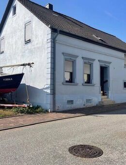Elschbach-Bruchmühlbach Miesau: Renovierungsbedürftiges freistehendes Einfamilienhaus mit Garage, Scheune und Garten in beliebter Lage. - Bruchmühlbach-Miesau