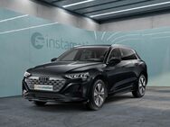 Audi Q8, , Jahr 2023 - München