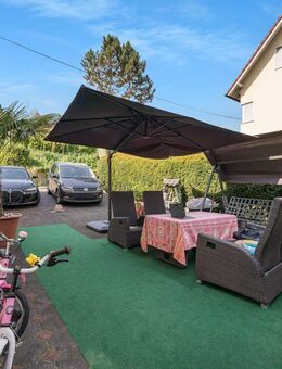 Großzügiges Zweifamilienhaus in idyllischer Lage mit großem Grundstück - Hennef (Sieg)