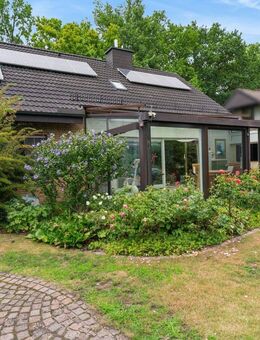 Erbpacht: Einfamilienhaus mit Einliegerwohnung in familiärer Lage von Gütersloh-Sundern - Gütersloh