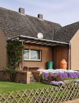 Gestalten. Wohnen. Zukunft bauen - Immobilie mit möglichem Baugrundstück in Tiddische - Tiddische