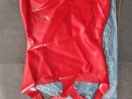 Latex Dessous Body rot wie Neu! in 23845