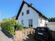 Freistehendes Einfamilienhaus mit Einliegerwohnung in zentraler Lage von Siegburg-Stallberg - Siegburg