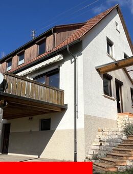 Renoviertes Wohnhaus mit schönem Garten & TOP-Aussicht in Wehingen - Wehingen