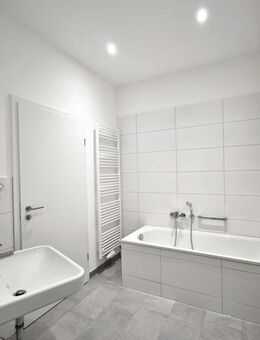 Modernisierte 2,5-Zimmer-Wohnung mit vielseitigem Nutzungskonzept. - Leipzig