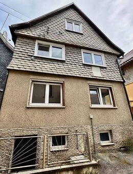 Schnäppchenhaus! Immobilie in Steinbach - Hallenberg - Ihr Start in die eigenen vier Wände - kleines Haus mit großem Potenzial in Steinbach - Hal - Steinbach-Hallenberg