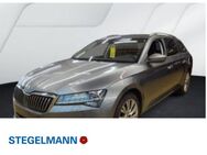 Skoda Superb, 2.0 TDI Combi Style, Jahr 2023 - Lemgo