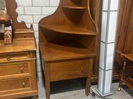 ©Vintage Eckregal/ Eckschreibtisch aus Holz - decorativ - Überlingen Zentrum
