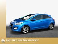 Hyundai i30, 1.6 blue Passion, Jahr 2016 - Frankfurt (Main)
