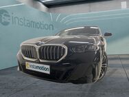 BMW 520, i Limousine M Sportpaket PA DA-Plus, Jahr 2024 - München