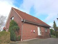 Für Anleger oder Selbstnutzer: Sanierungsbedürftiges Einfamilienhaus mit Einliegerwohnung! - Fredenbeck