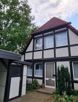 Stilvolle Doppelhaushälfte mit Fachwerk in 49186 Bad Iburg - Bad Iburg