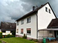 Großes Zweifamilienhaus in schöner ländlicher Lage mit viel Nutzfläche und Ausbaureserve! - Bebra
