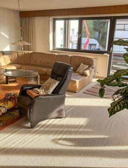 Großzügige 3-Zimmer-Wohnung mit zwei Balkonen und ein Tiefgaragenstellplatz - Burgkirchen (Alz)