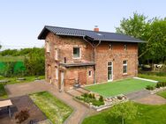 Interessantes Einfamilienhaus mit Loftcharakter auf sonnigem Gartengrundstück - Nauen
