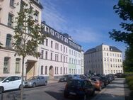 schöne helle 2-Zimmer-Wohnung mit großem Balkon und Aufzug, zentrumsnah - Chemnitz