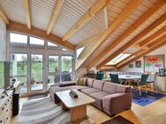 Charmante Dachgeschosswohnung mit Südbalkon und Gartenanteil - Deckenpfronn