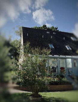 Ihr neues Zuhause mit Wintergarten und eigenem Garten! - Georgsmarienhütte