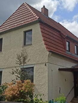 Schöner Altbau auf großem Grundstück - Berlin